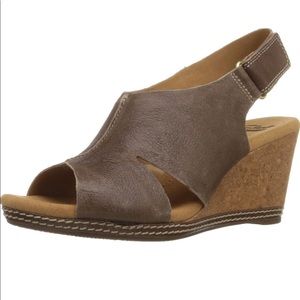 Clarks Women's Helio Float Wedge Sandal